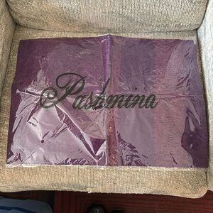 Pashmina scarf/wrap